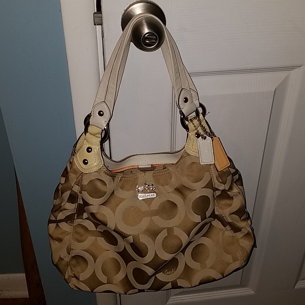 *SOLD* Coach Maggie bag and wallet